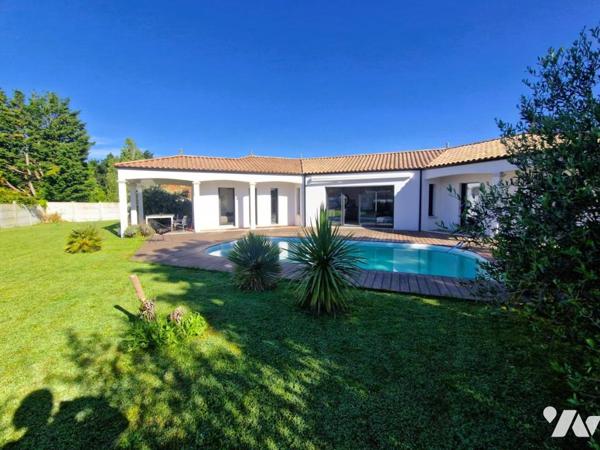 ST BREVIN LES PINS, maison récente aux prestations soignées