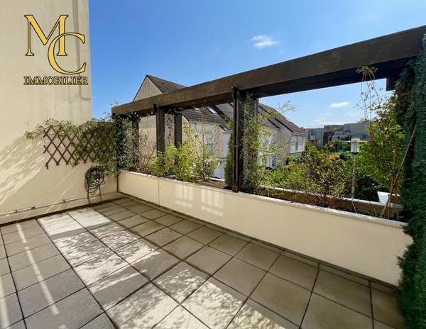 Montigny-le-Bretonneux (78180) Appartement Duplex 75 m² en dernier étage terrasse