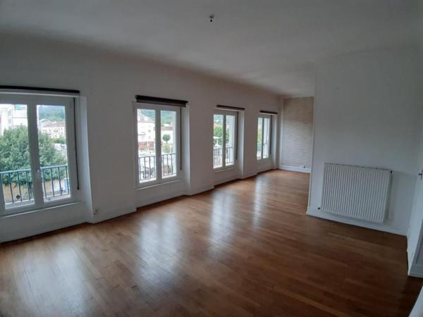 Location Appartement 73.35 m² - Saint-dié-des-vosges 88100
