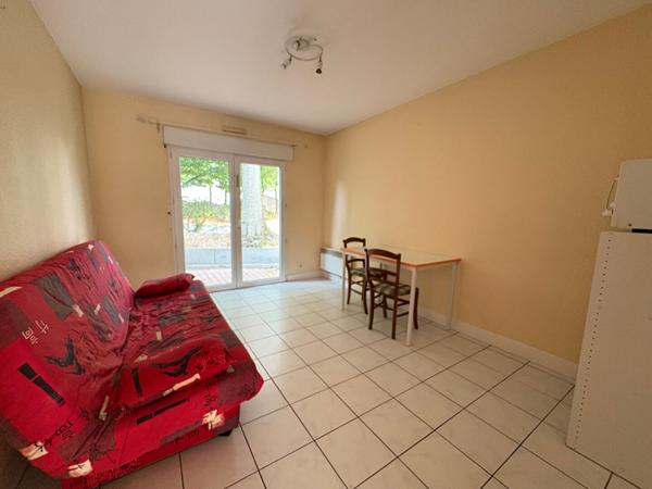 Appartement 1 pièce à louer La Rochelle - 17000 / Réf: 2441