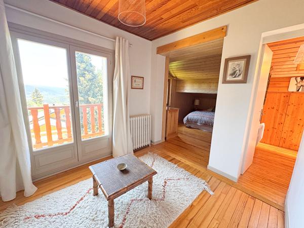 FONT ROMEU - Propriété d'exception au coeur de la station : Chalet 12 pièces - 288 m² hab. de caractère sur 2 221 m² de terrain constructible