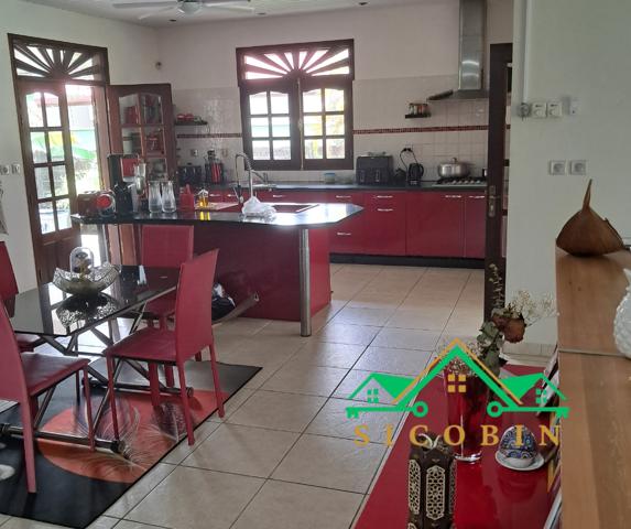 Maison
         6 pièces
        - 173 m² Bien prestige 496 390 € *