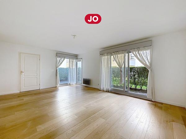 Appartement 2 pièces 55,75 m² - Terrasse, jardin privatif et garage - Lille Saint Maurice