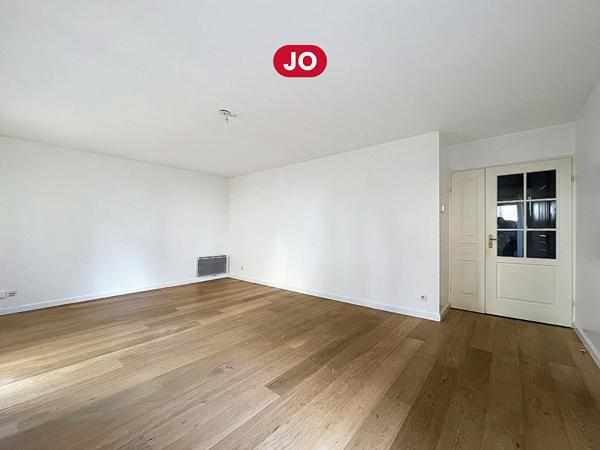 Appartement 2 pièces 55,75 m² - Terrasse, jardin privatif et garage - Lille Saint Maurice