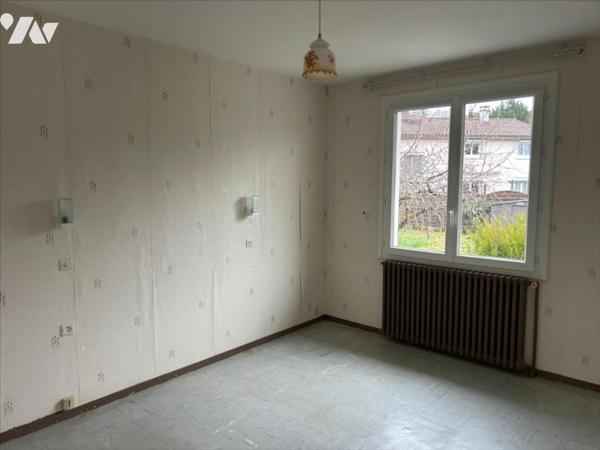 BOURG DE DISSAY - 88 M² - 3 CH - JARDIN