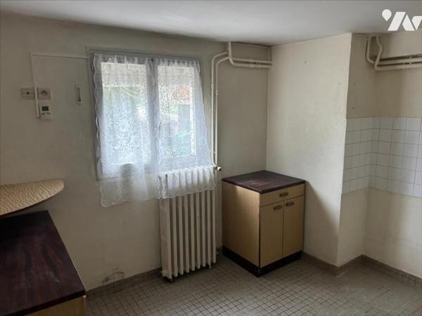 BOURG DE DISSAY - 88 M² - 3 CH - JARDIN