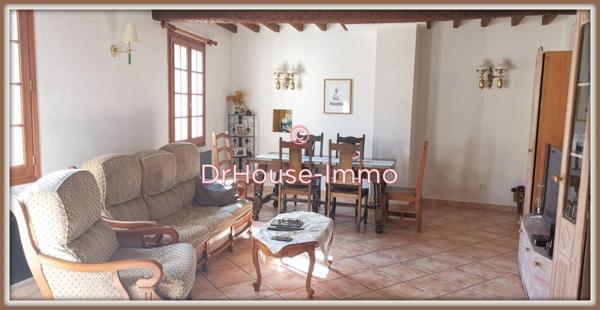 Immeuble à vendre 16 pièces de 384 m²