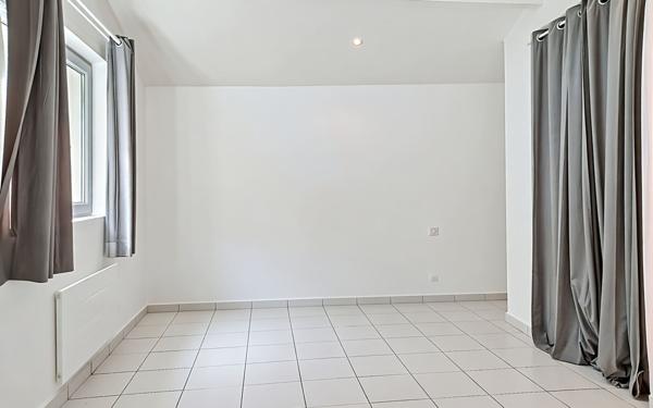 Appartement à vendre    2 pièces • 20 m2 Bayonne