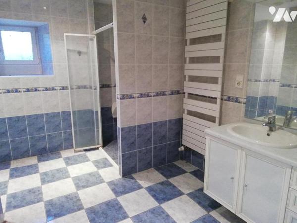 SAINT-VIT MAISON PROCHE CENTRE VILLE 