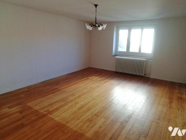 SAINT-VIT MAISON PROCHE CENTRE VILLE 