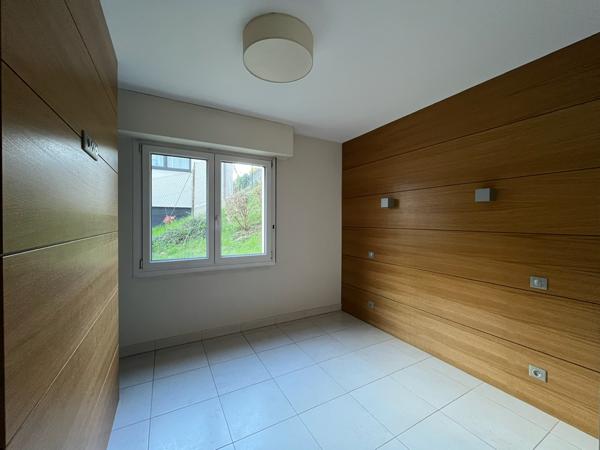 Appartement - 3 pièces - 77 m²