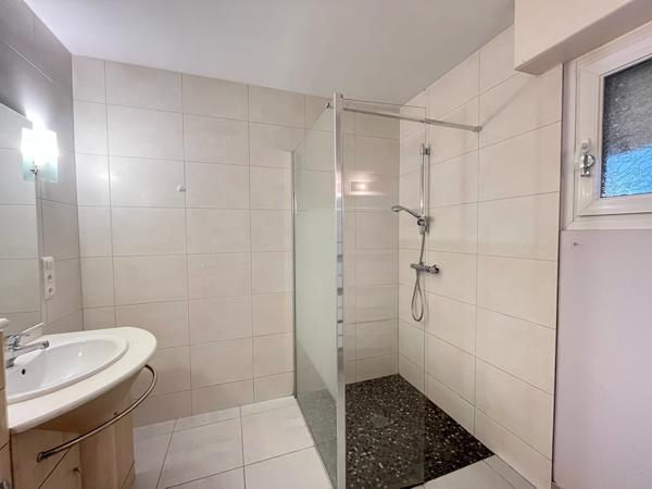 Appartement - 3 pièces - 77 m²