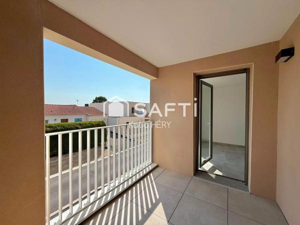 T3 LUMINEUX AVEC BALCON – RÉSIDENCE RÉCENTE – 2 PARKINGS