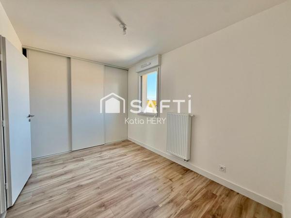 T3 LUMINEUX AVEC BALCON – RÉSIDENCE RÉCENTE – 2 PARKINGS