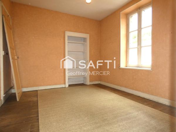 Maison d'environ 110m² à fort potentiel!