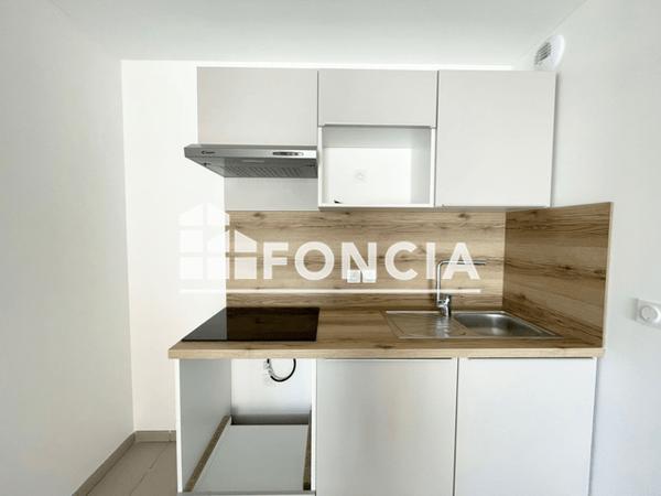 Location Appartement 2 pièces 43.6 m² - 24 AVENUE JACQUES CHIRAC Toulouse 31500
