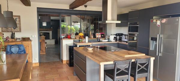 Maison proche de LOMBEZ 6 pièce(s) 219 m2