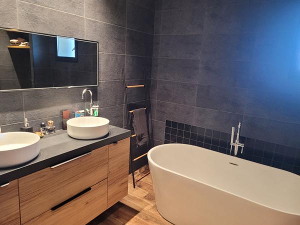 Maison proche de LOMBEZ 6 pièce(s) 219 m2