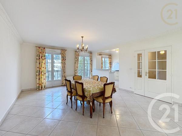 Appartement F4 à vendre  4 pièces - 108,68 m2 ST FARGEAU PONTHIERRY - 77