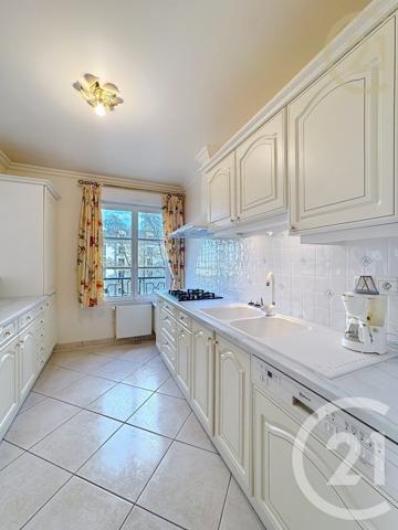 Appartement F4 à vendre  4 pièces - 108,68 m2 ST FARGEAU PONTHIERRY - 77