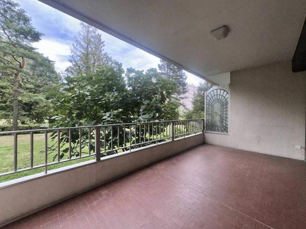 Appartement 3 pièces                                        - 38240 Meylan Réf : 4958