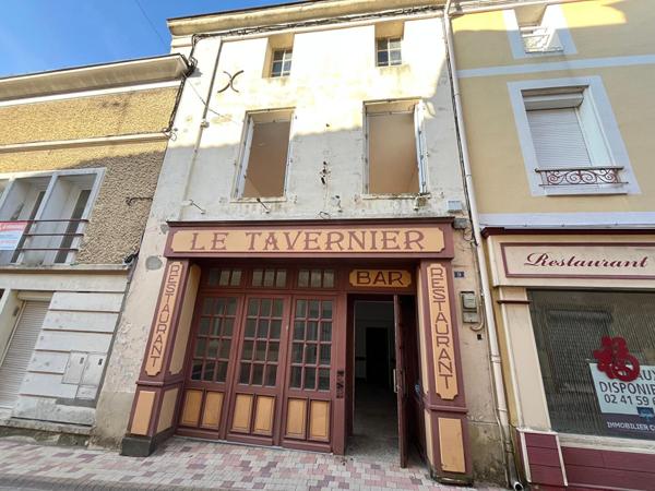 A vendre - Immeuble à rénover - 8 pièces - 246 m² - Doué en Anjou - D6038