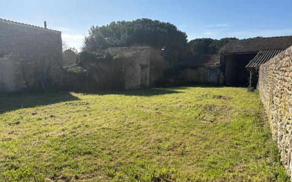 Maison à vendre    1 pièce •  Saint-Georges-d'Oléron