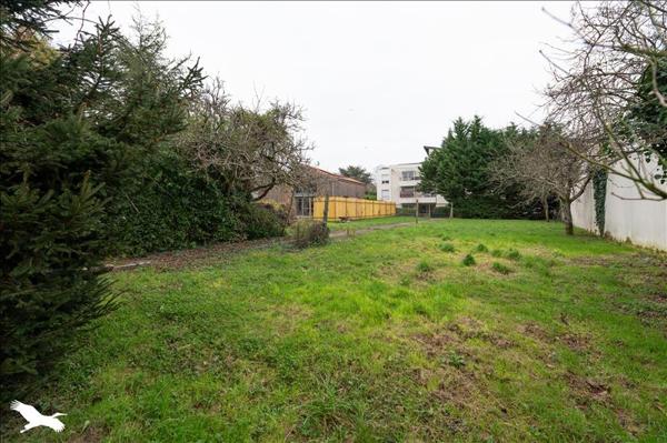 Terrain à vendre |  Saint-Herblain |  601 m²