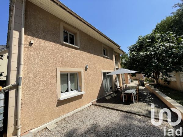Maison à vendre 9 pièces 195 m² Gagny