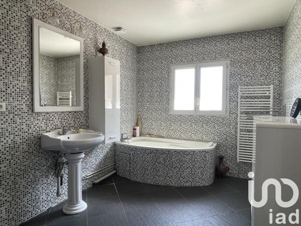 Maison à vendre 9 pièces 195 m² Gagny