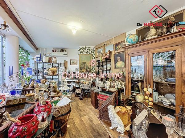 Immeuble à vendre 7 pièces de 202 m²