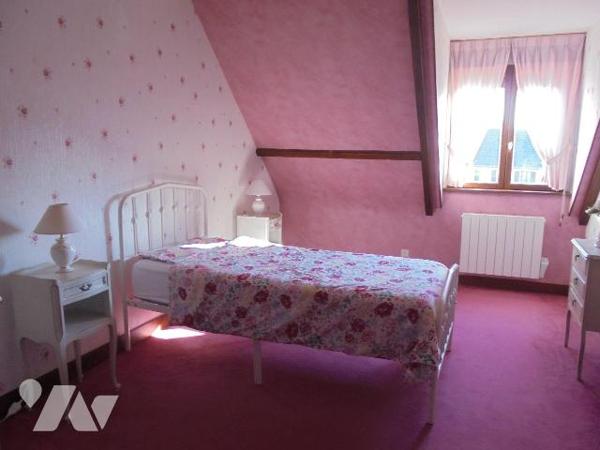 Maison à vendre à Saint-Laurent-Nouan (41220) en Loir-et-Cher (41)

Pavillon de construction ...