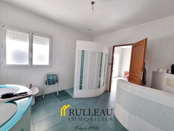 15 KM DE BORDEAUX- VILLA FAMILIALE DE 227 m2 SUR BEAU TERRAIN de 3244 m2 AVEC TERRAIN CONSTRUCTIBLE Détails des diagnostics énergétiques