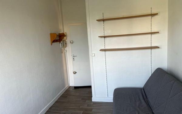 Appartement à louer    1 pièce •  Laon