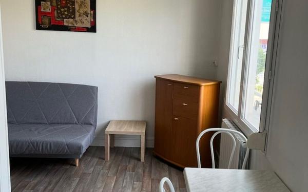 Appartement à louer    1 pièce •  Laon