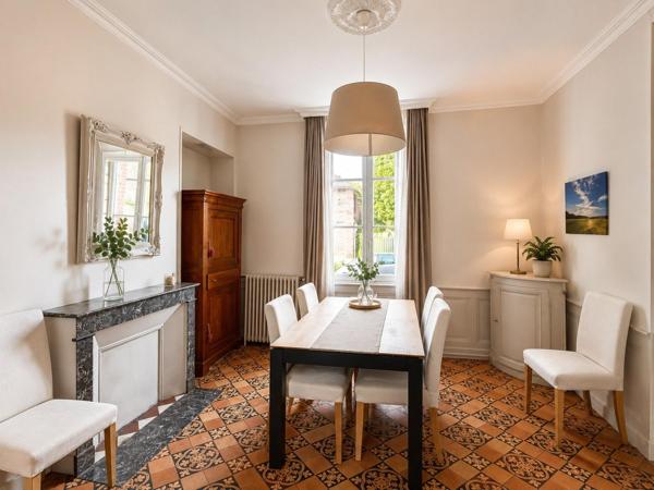 Maison à BEAUVAIS, 60000 - 6 pièces 199m²