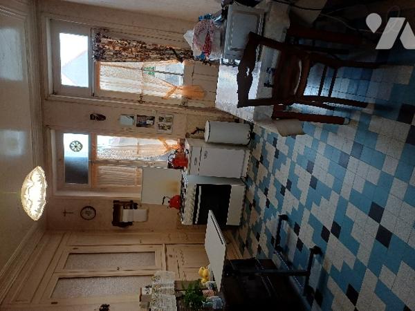 A EQUIHEN PLAGE, une maison d'habitation à rénover et son terrain.