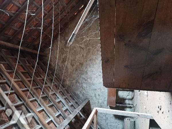 A EQUIHEN PLAGE, une maison d'habitation à rénover et son terrain.