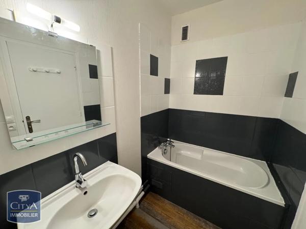 Appartement à louer 3 pièces 56.69m² Le Mans (72000)