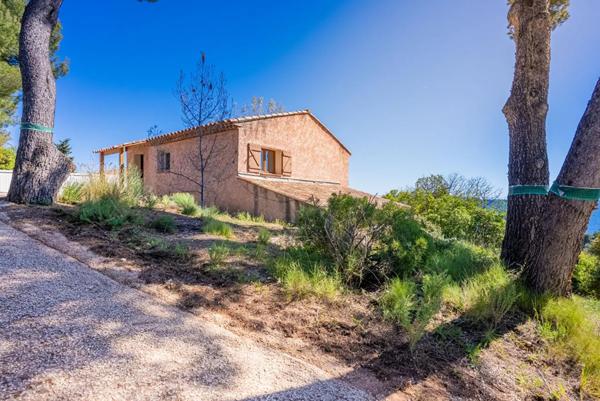 Maison à vendre à Carqueiranne (83320)