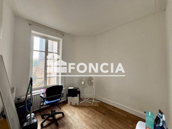 Location Appartement 5 pièces 103 m² - 12 RUE VICTOR HUGO Nancy 54000