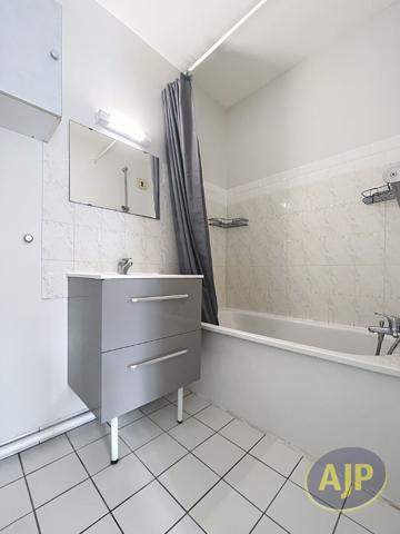 Vente appartement Nantes : 172 080 € - AJP Immobilier Rezé