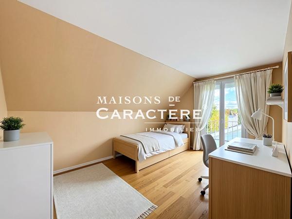 Maison familiale au sein d’un domaine recherché avec piscine, école et tennis – Marsinval