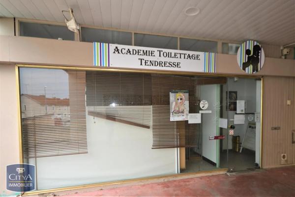 Local commercial à vendre 60.9m²