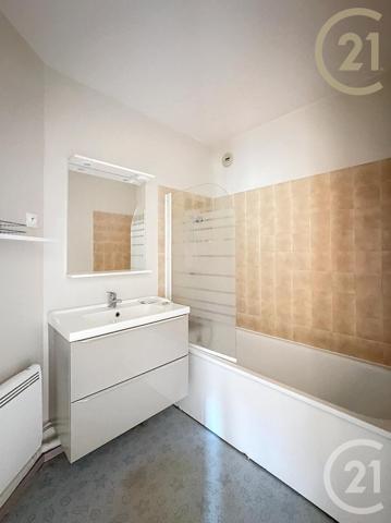 Appartement F2 à vendre  2 pièces - 49,70 m2 ST FARGEAU PONTHIERRY - 77