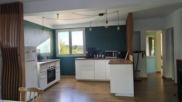 Cadolive - Maison 4 Pièces 91m2 - Jardin 690m2