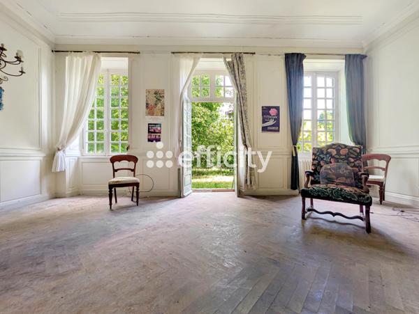 Maison
         12 pièces
        - 554 m² 298 000 € *