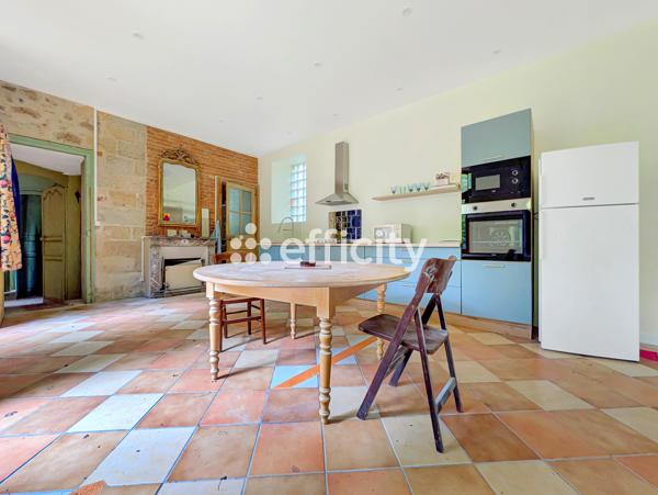 Maison
         12 pièces
        - 554 m² 298 000 € *
