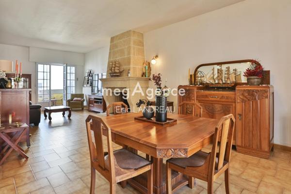 Maison à LES SABLES-D'OLONNE, 85100 - 6 pièces 140m²