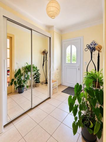DAX – Maison de caractère de 112 m², architecture singulière et beau potentiel